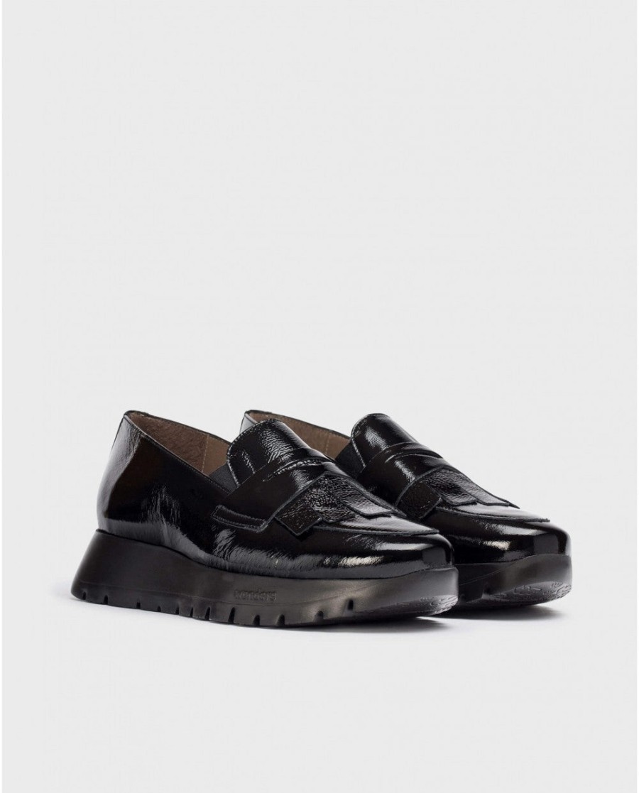 Wonders Black Materia Moccasin Wonders