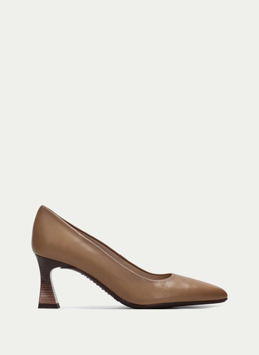 TheShoeTreeMalta Pump Dalia Camel Women