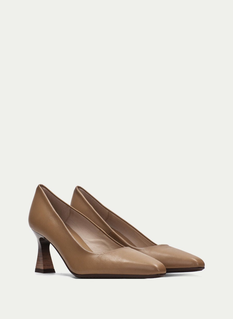 TheShoeTreeMalta Pump Dalia Camel Women